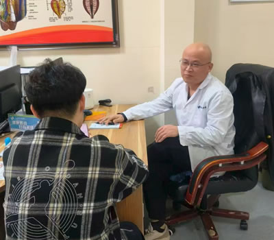 宁夏|男科医师高朋磊：守护男性健康，专业男科诊疗